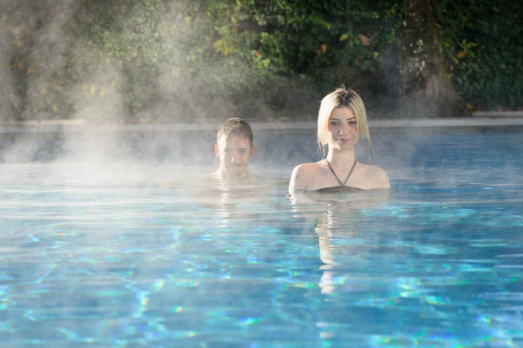 Day SPA + Pranzo + Camera d'appoggio a persona
